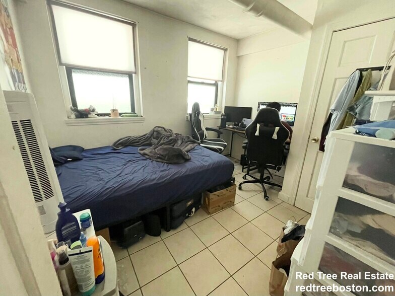 Building Photo - 1254 Commonwealth Ave