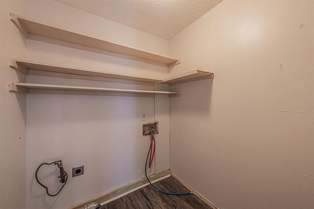 Building Photo - 15927 Preston Rd