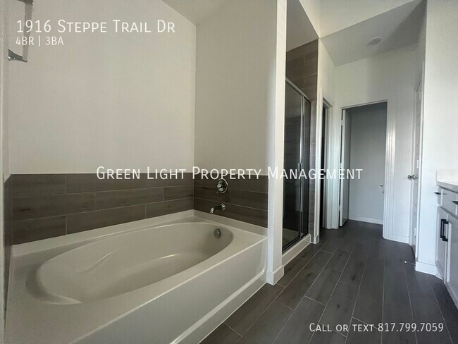 Building Photo - 1916 Steppe Trl Dr