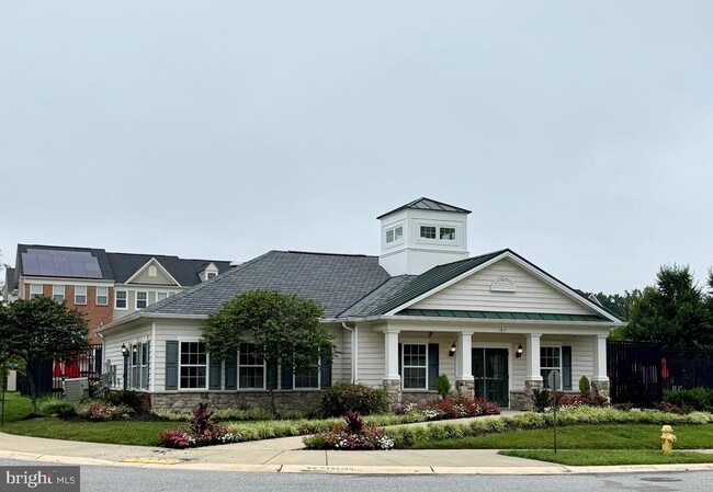 Building Photo - 7812 Sunhaven Way