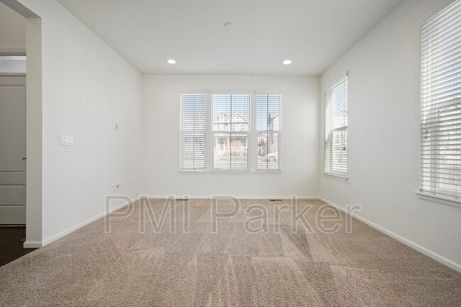 Building Photo - 14813 E Crestridge Dr