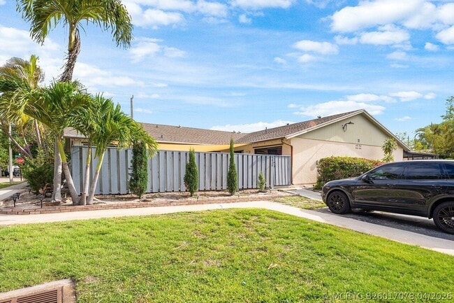 Building Photo - 8014 Ambach Way