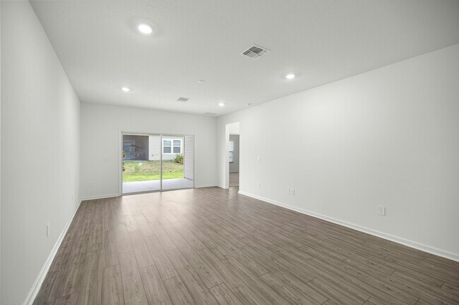 Building Photo - 4610 SW 89th Loop