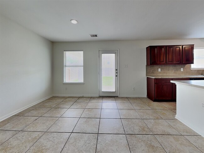 Building Photo - 20719 Dickinson Manor Ln