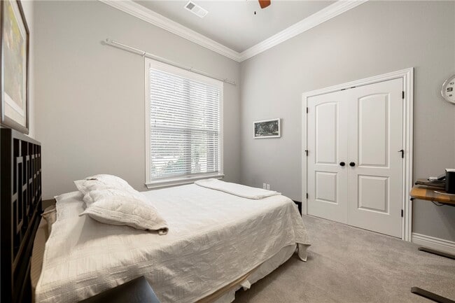 Building Photo - 4502 NE Birchgrove Pl