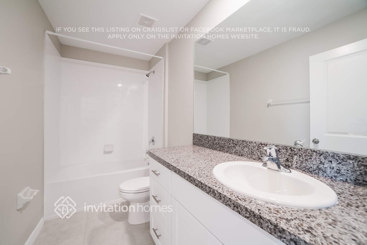 Building Photo - 15545 Miller Creek Dr