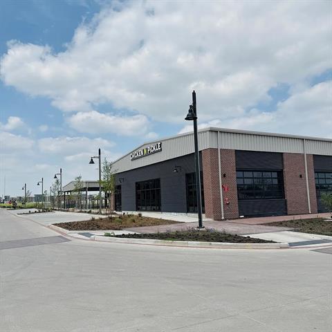 Building Photo - 1225 Doris May Dr