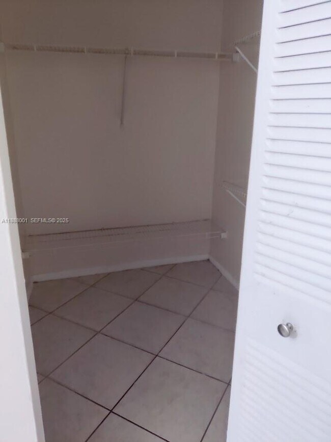 Building Photo - 4384 NW 9th Ave