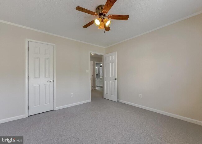 Building Photo - 21544 Willis Wharf Ct