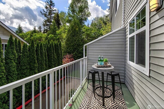 Building Photo - 959 232nd Ln NE