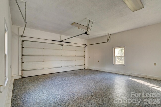Building Photo - 1409 Delview Rd