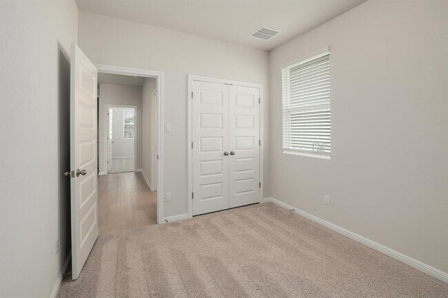 Building Photo - 308 Palo Brea Lp
