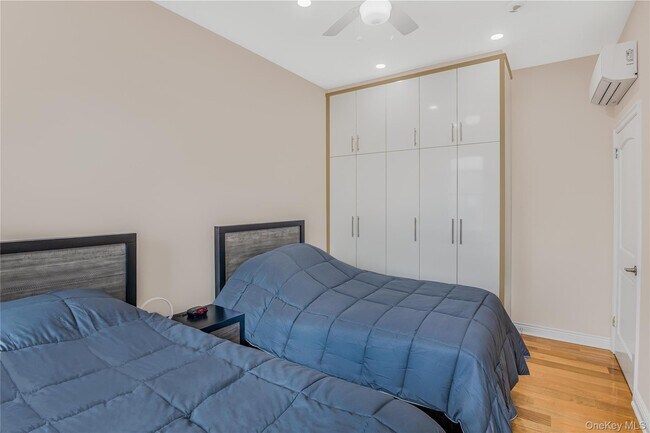 Building Photo - 43-30-47 44th St