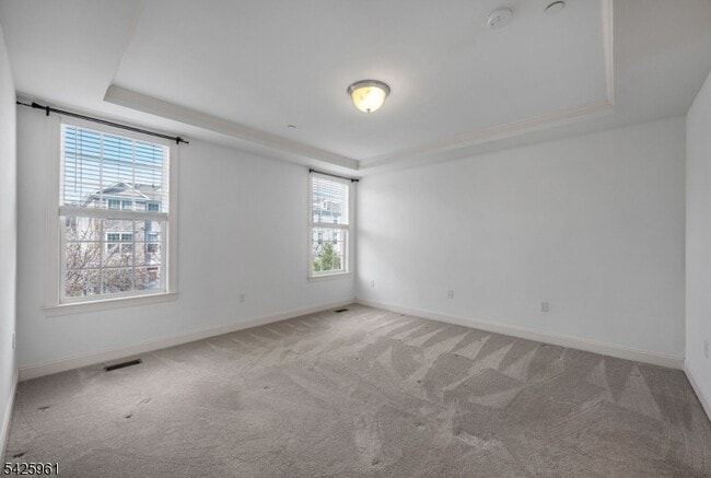 Building Photo - 63 Autumn Way