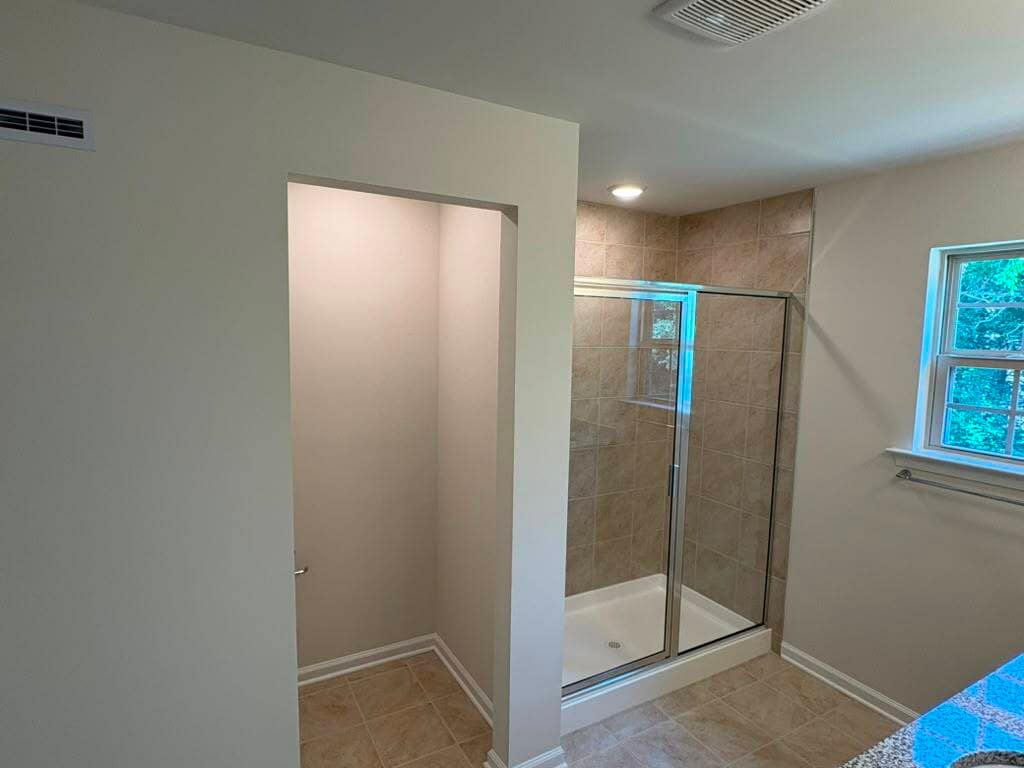 Building Photo - 112 S Buck Tavern Way