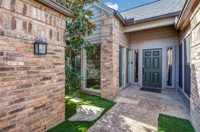 Building Photo - 16020 Chalfont Cir