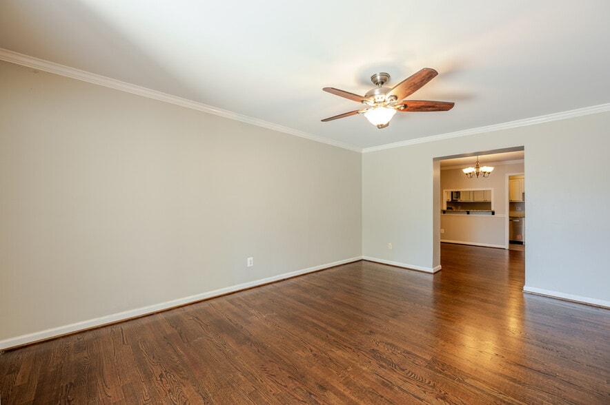 Building Photo - 6143 Edsall Rd