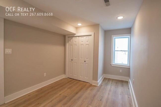 Building Photo - Two Bed Brewerytown Apartment