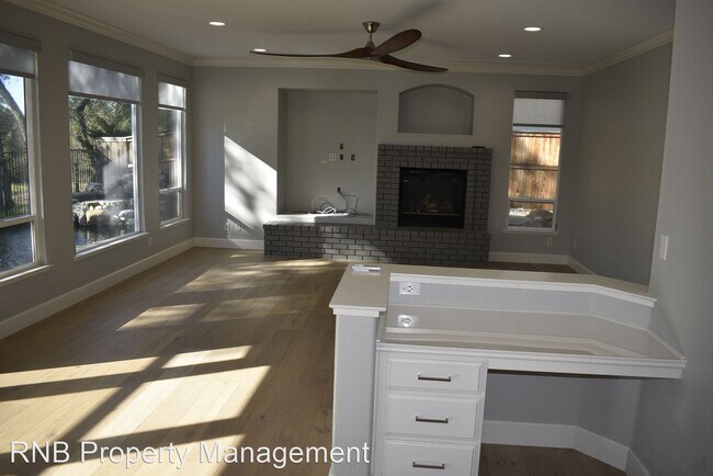 Building Photo - 5 br, 4.5 bath House - 5061 Ashley Woods D...