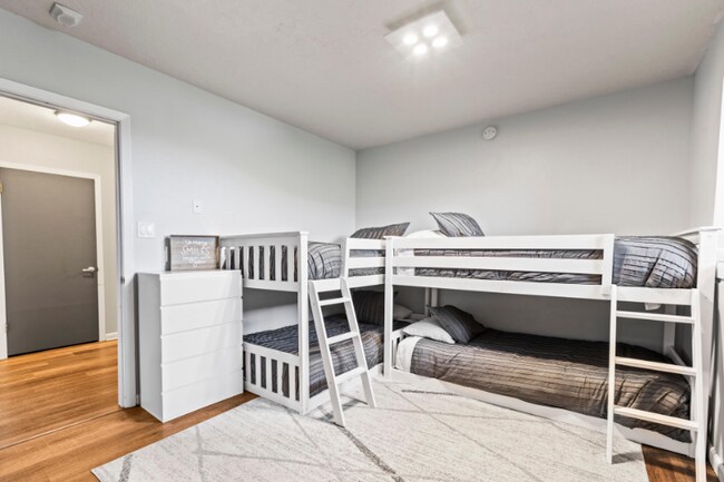 Building Photo - 2255 Sidewinder Dr