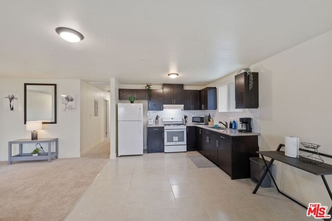 Building Photo - 4828 McKinley Ave