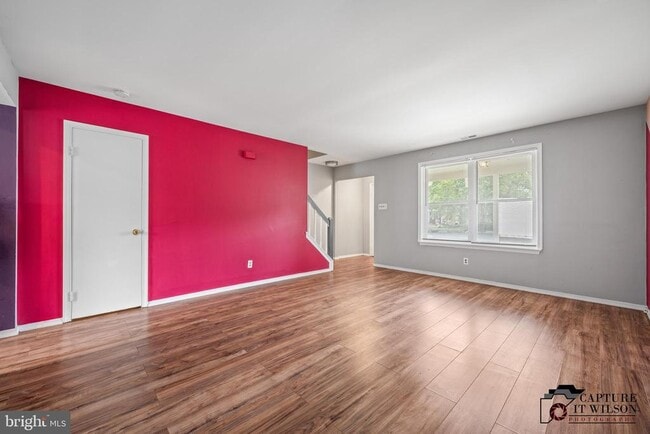 Building Photo - 365 Aldeberan Dr