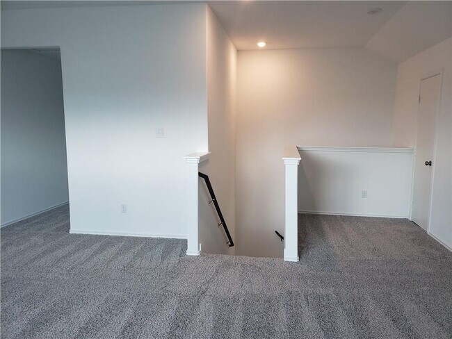 Building Photo - 125 Wolseley Dr