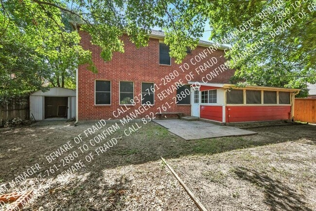 Building Photo - 9141 Saratoga Rd