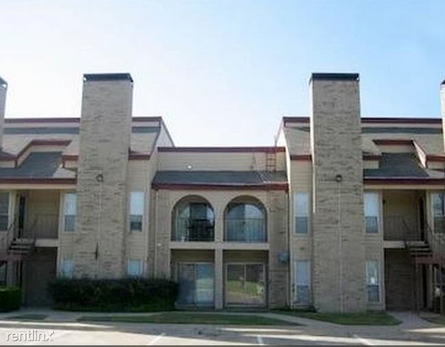 1 br, 1 bath 905 W Ash Ln 1057 905 W Ash Ln Euless TX 76039