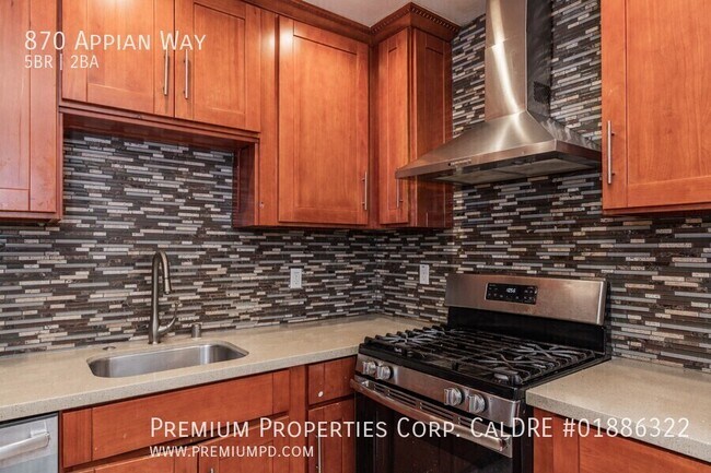 Building Photo - 870 Appian Way