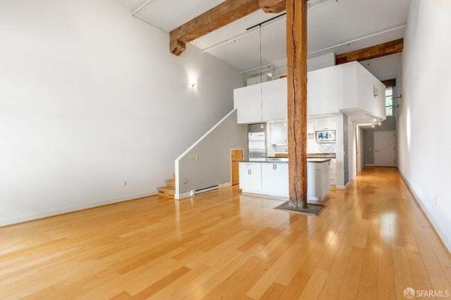 Building Photo - 400 Spear St