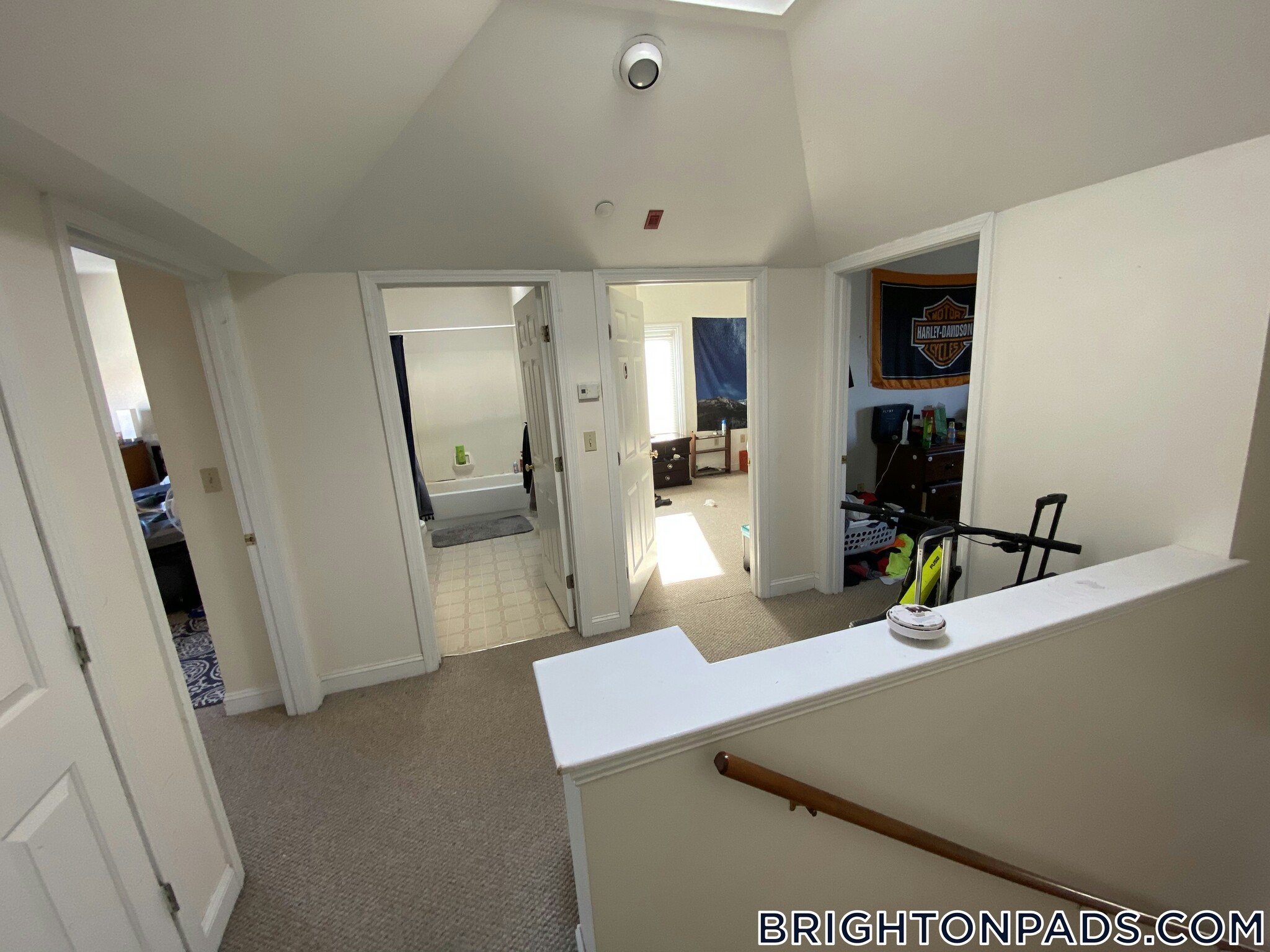 Building Photo - 8-10 Glencoe St.