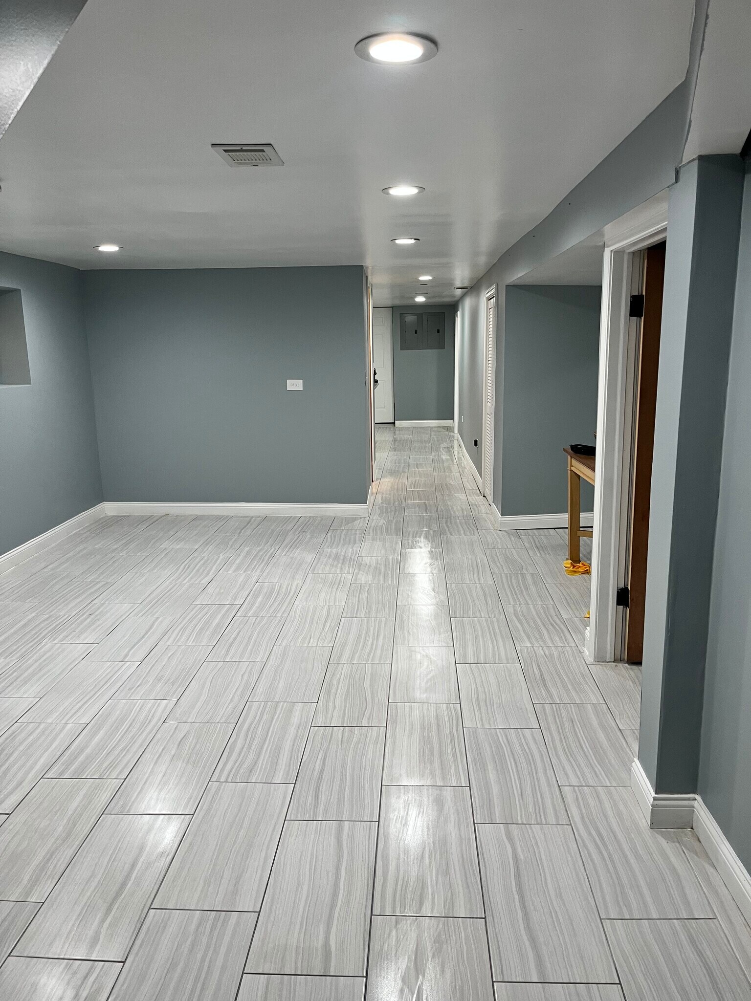 Building Photo - 6222 S Albany Ave