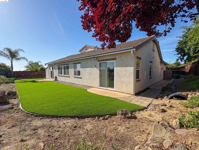 Building Photo - 2497 Winged Foot Rd