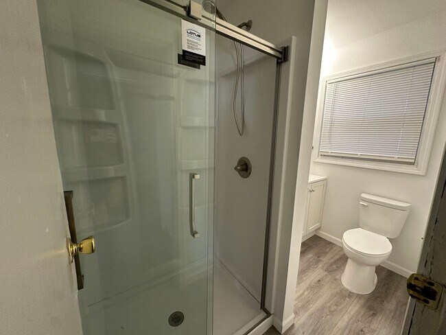 Building Photo - Wesley St 336-338 W