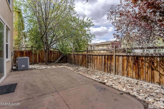 Building Photo - 3988 Dominus Dr