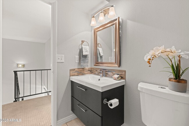 Building Photo - 6909 E Osborn Rd