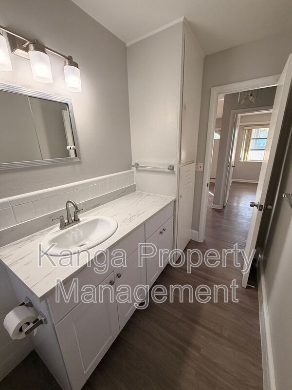 Building Photo - 612 Prosperity Farms Rd