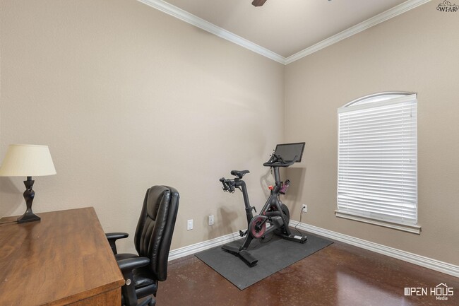 Building Photo - 7 Freedom Cir