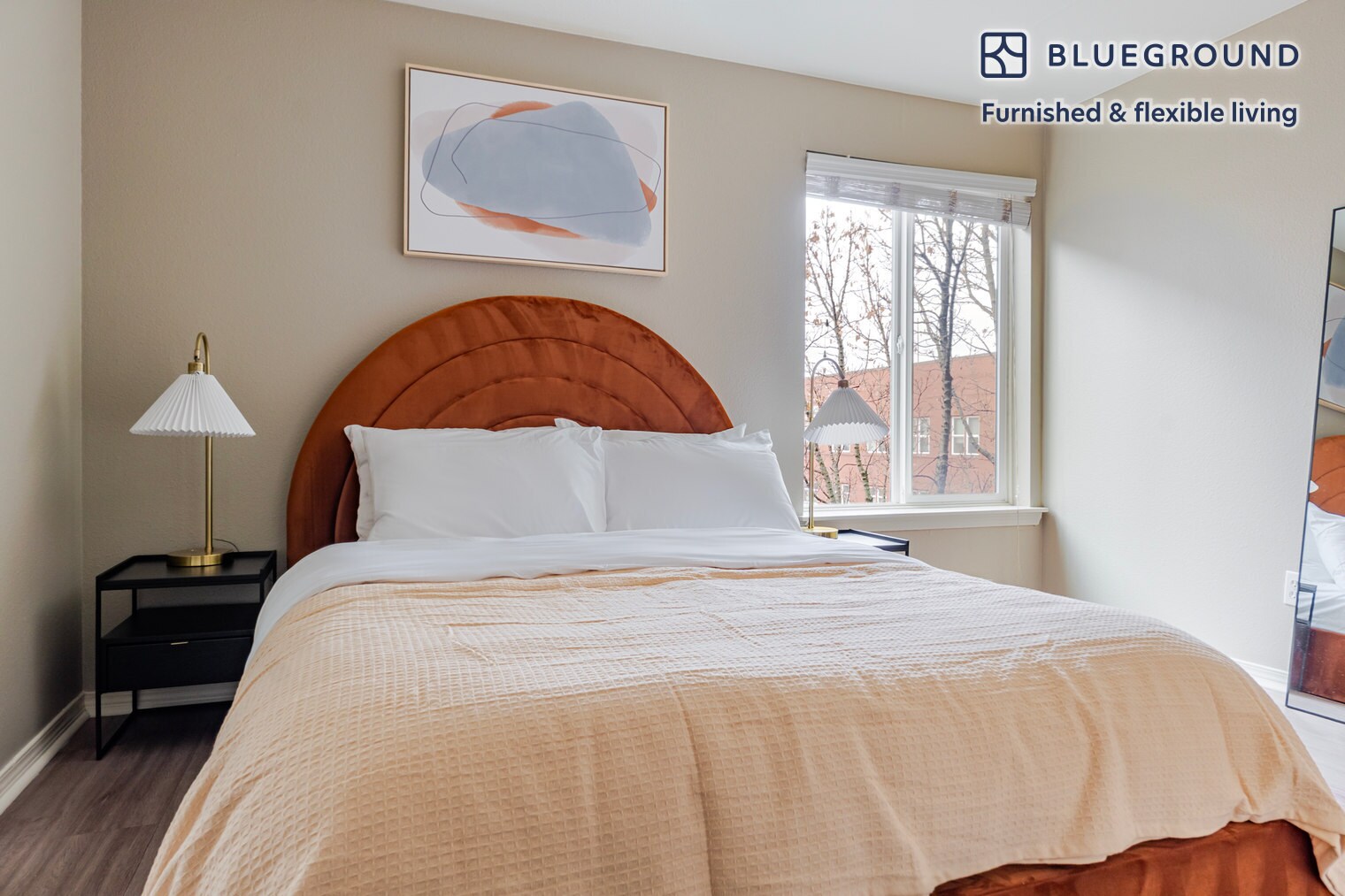 Building Photo - 2400 Elliott Ave