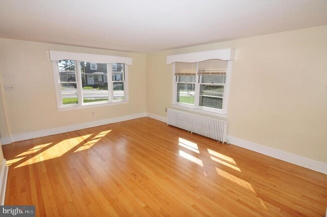 Building Photo - 204 Bellview Ave