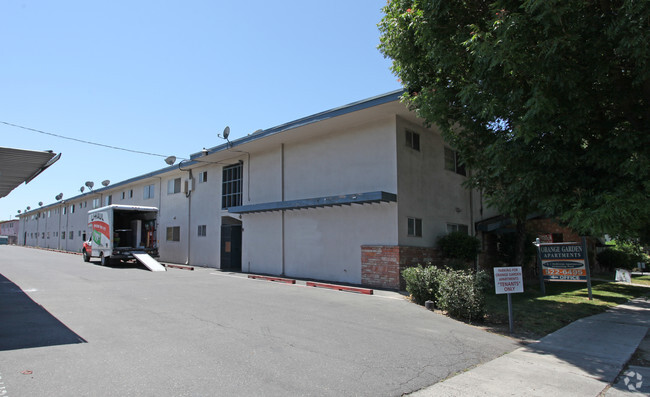 Orange Garden Apartments - 150 E Orangeburg Ave Modesto CA 95350 ...