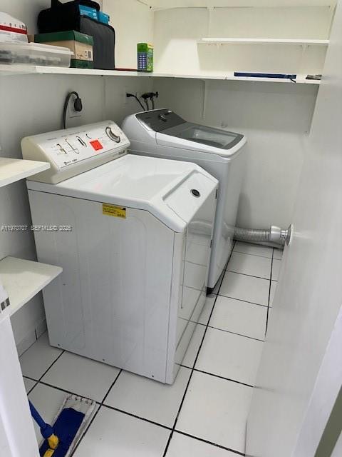 Building Photo - 312 SW 76th Ct