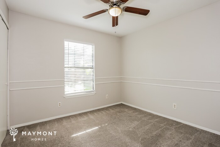 Building Photo - 510 Redwood Dr