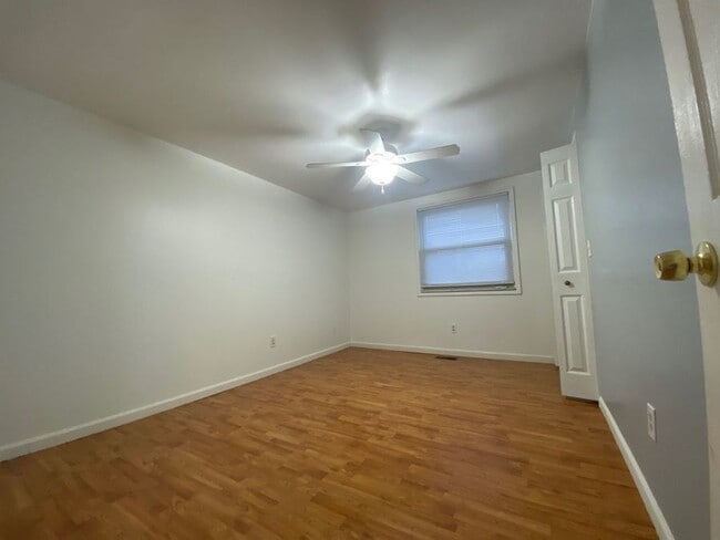 Building Photo - 17381 Washington Ct