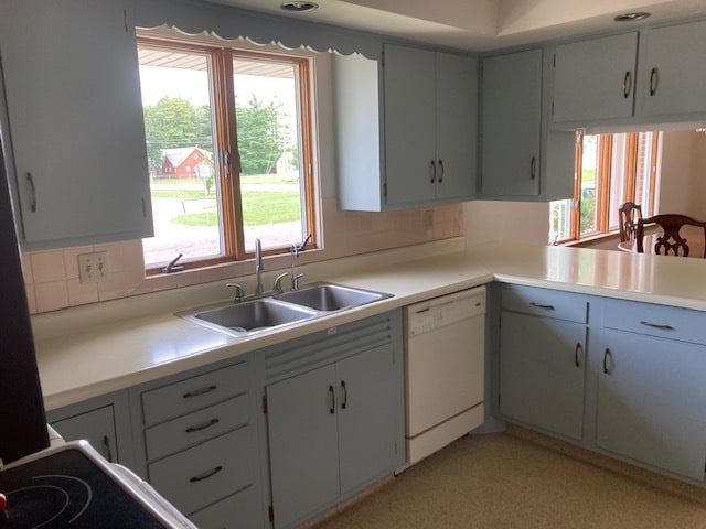 Building Photo - 108 S Maple Ave