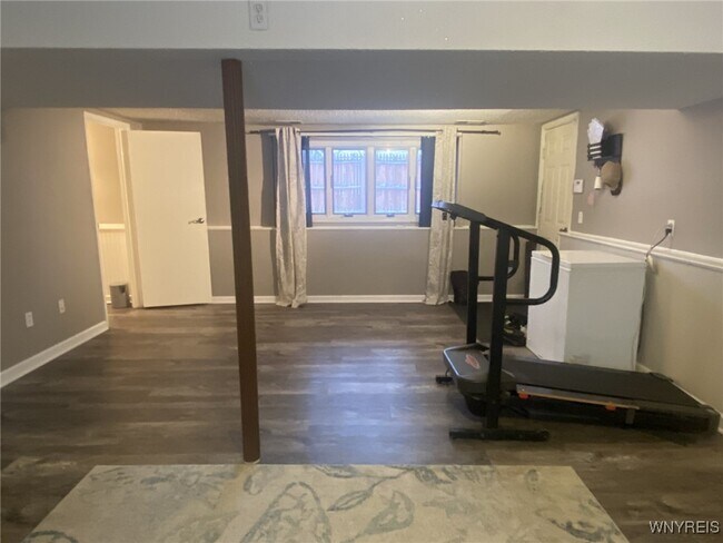 Building Photo - 36 Altair Dr