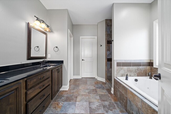 Building Photo - Pet Friendly on Exit 8!