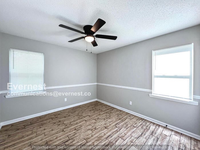 Building Photo - 6320 Forest Glen Dr