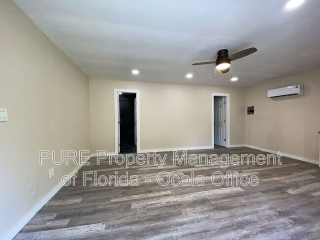 Building Photo - 4211 SW 6th Ave